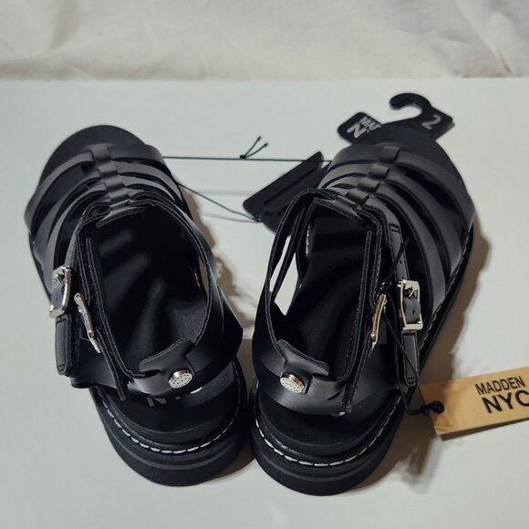 Girls NYC Madden Girl's Black Gladiator Sandals – Size 2 - Picture 3 of 6